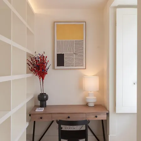 Flh Downtown Stylish